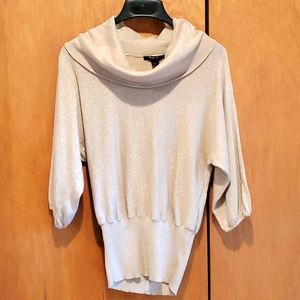 Style & Co, Size Med, Gold Blouse 👚 ✨️